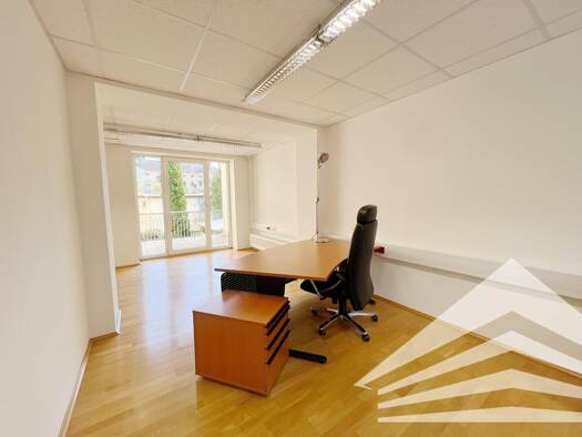 Bürofläche zur Miete 1.773 € 7,5 Zimmer 200,2 m² Bürofläche Rudolfstrasse 55 Urfahr Linz 4040