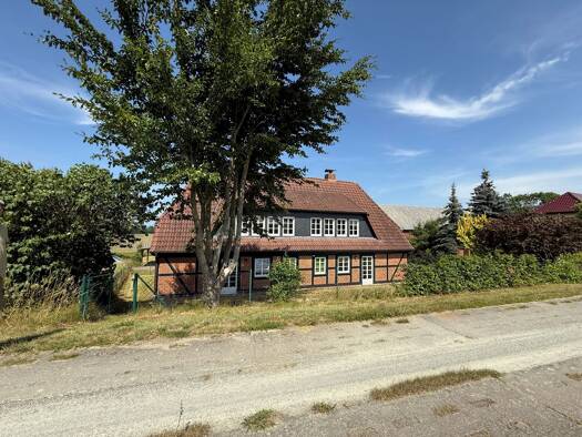 Mehrfamilienhaus zum Kauf 395.000 € 8 Zimmer 205 m² 928 m² Grundstück Baarz Klein-Wootz 19309