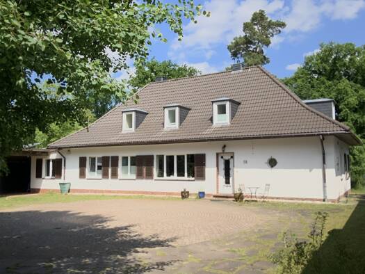 Villa zum Kauf 998.000 € 9 Zimmer 228 m² 1.200 m² Grundstück Waren Waren (Müritz) 17192