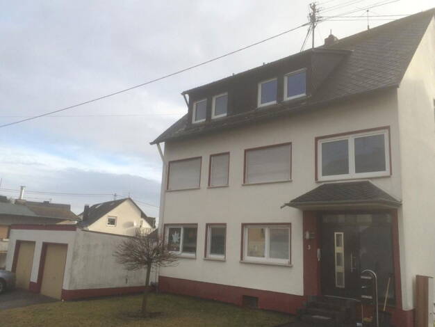 Wohnung zur Miete 750 € 3 Zimmer 85 m² Dachgeschoss Schuberstraße 3 Bassenheim 56220