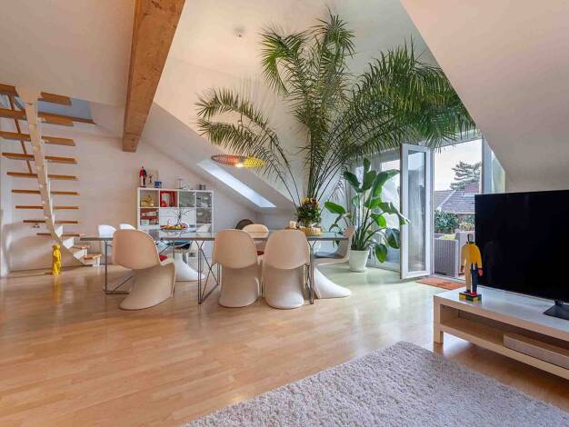 Maisonette zum Kauf provisionsfrei 395.000 € 3 Zimmer 85 m² Geschoss 3/4 frei ab sofort Zentrum Bonn 53111
