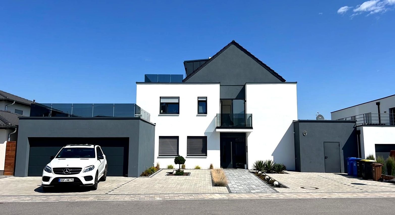 Haus zum Kauf 1.400.000 € 10 Zimmer 356,4 m²<br/>Wohnfläche 646 m²<br/>Grundstück Haidlfing Wallersdorf 94522