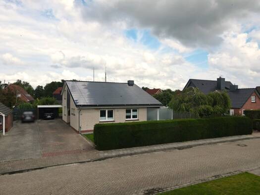 Einfamilienhaus zum Kauf 285.000 € 8,5 Zimmer 174 m² 803 m² Grundstück Bunde 26831