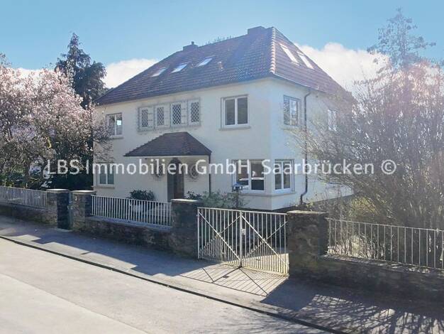 Villa zum Kauf 650.000 € 9 Zimmer 262 m² 1.893 m² Grundstück Stadtmitte Völklingen 66333
