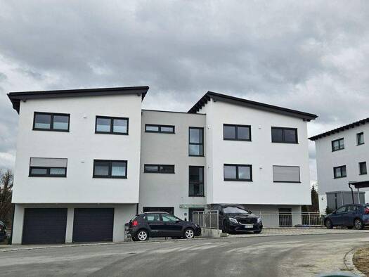 Wohnung zur Miete 950 € 3 Zimmer 91 m² 1. Geschoss frei ab sofort Lindahof Vilshofen an der Donau 94474