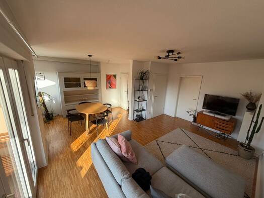 Wohnung zur Miete 932 € 2,5 Zimmer 71 m² Geschoss 4/5 frei ab 01.05.2026 Maxfeld Nürnberg 90409