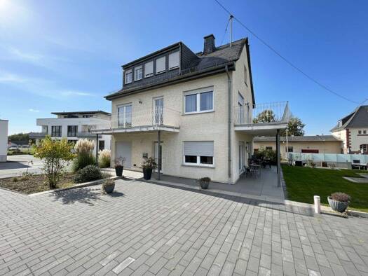 Einfamilienhaus zum Kauf provisionsfrei 385.000 € 8 Zimmer 173 m² 609 m² Grundstück Emmelshausen 56281