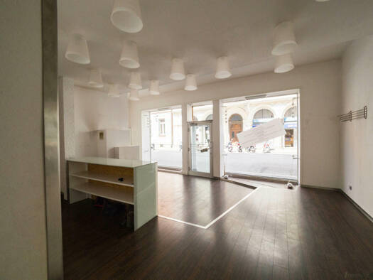 Ladenfläche zur Miete 1.439 € Sankt Leonhard Graz 8010