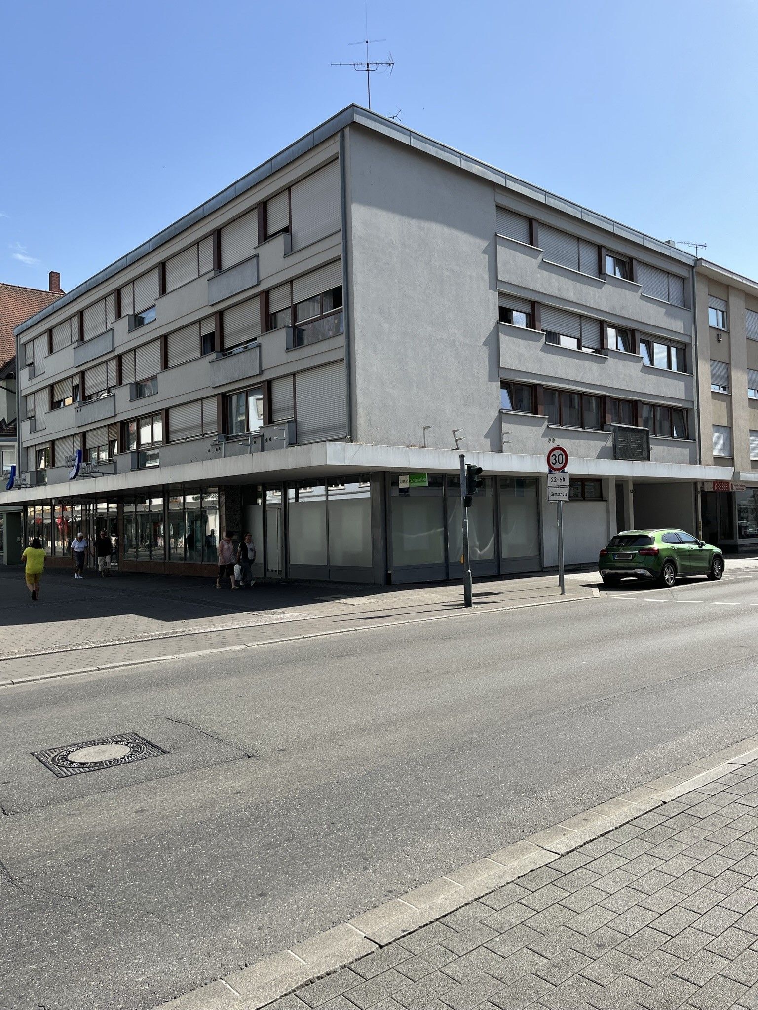 Wohnung zum Kauf 120.000 € 1 Zimmer 34,2 m²<br/>Wohnfläche 2.<br/>Geschoss Freiheitstr. 22 Ekkehard - Realschule 3 Singen 78224