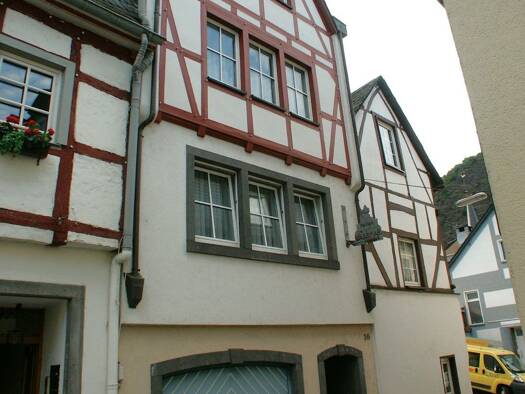 Wohnung zur Miete 340 € 1 Zimmer 28 m² frei ab 01.10.2026 Sehl Cochem 56812