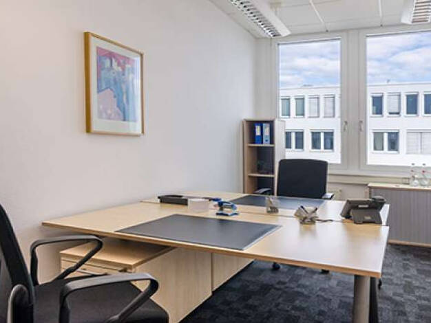 Bürofläche zur Miete provisionsfrei 1.569 € 33 m² Bürofläche Curiestraße Vaihingen Vaihingen 70563