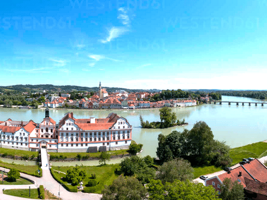 Wohnanlage zum Kauf als Kapitalanlage geeignet 1.099.000 € 590 m² 1.351 m² Grundstück Höchfelden Neuhaus am Inn 94152
