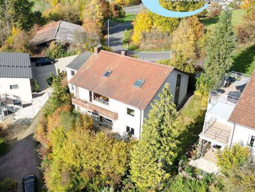 Einfamilienhaus zum Kauf 319.000 € 205 m² 610 m² Grundstück frei ab sofort Am Schießhügel 9 Zell Üchtelhausen 97532