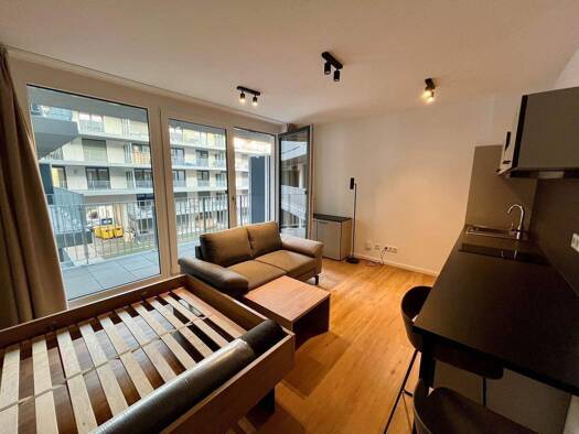 Studio zur Miete 599 € 1 Zimmer 32 m² 5. Geschoss Am historischen Lokschuppen 12 Innenstadt Fürth 90762