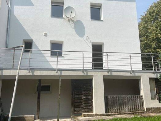 Einfamilienhaus zum Kauf 165.000 € 4 Zimmer 110 m² 212 m² Grundstück Uchtelfangen Illingen - Uchtelfangen 66557