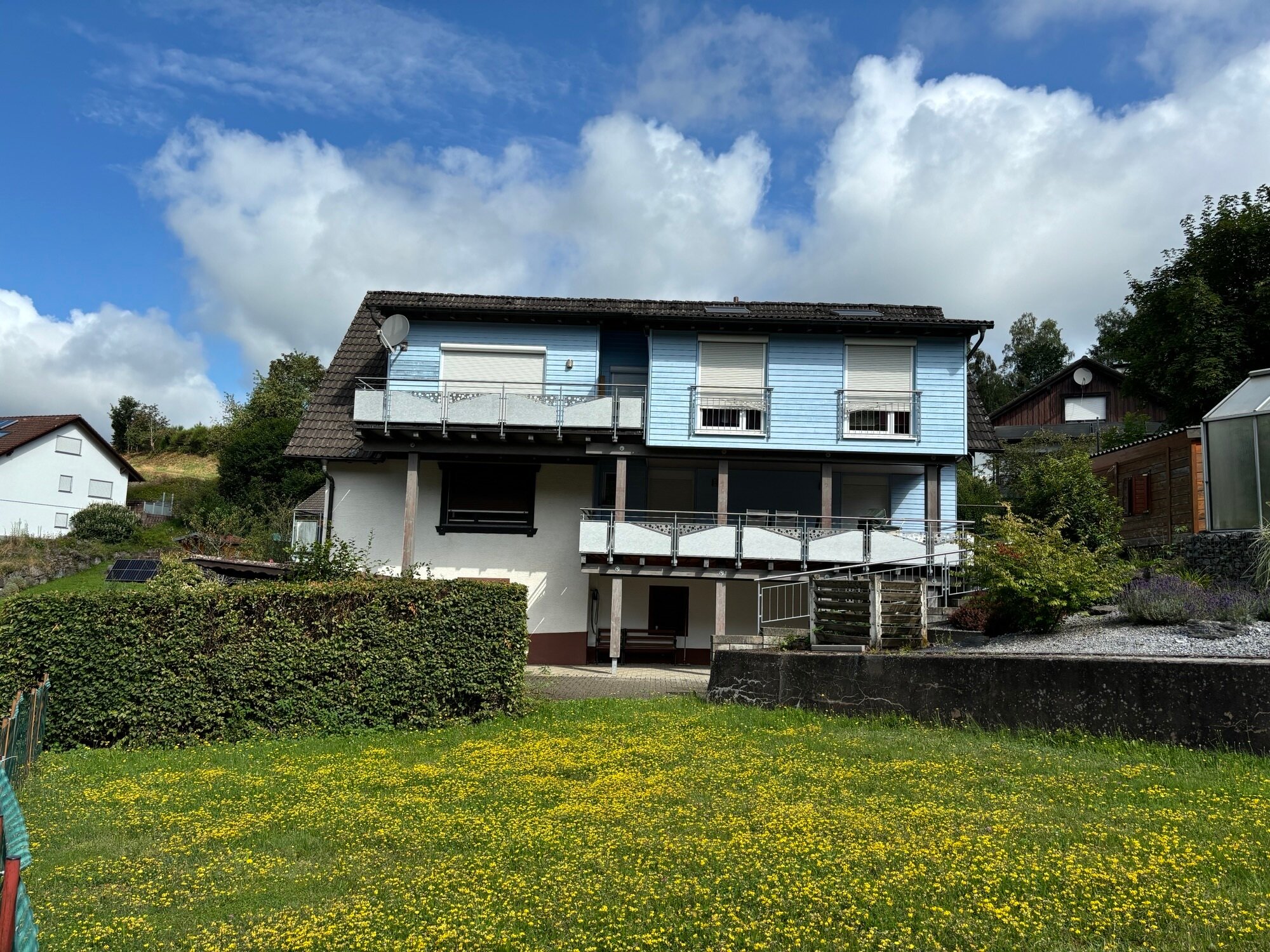 Mehrfamilienhaus zum Kauf 299.000 € 180 m²<br/>Wohnfläche 674 m²<br/>Grundstück Lauterbach 78730