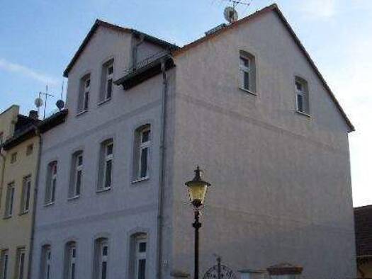 Wohnung zur Miete 350 € 2 Zimmer 57 m² EG frei ab sofort Goethestraße 4 Meuselwitz 04610