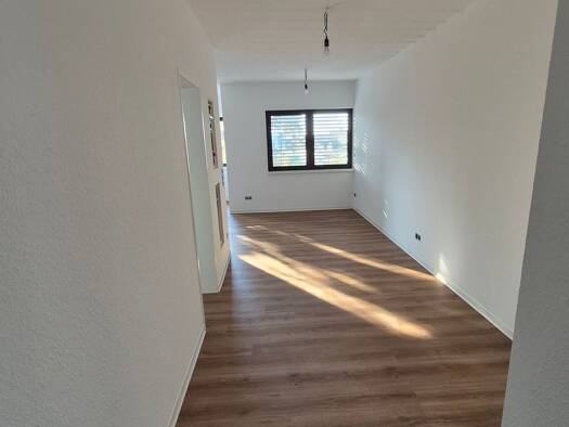 Wohnung zur Miete 1.230 € 3 Zimmer 88 m² 1. Geschoss frei ab 01.11.2026 Steinbach 61449