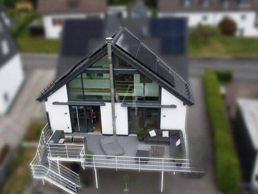 Einfamilienhaus zum Kauf 675.000 € 6 Zimmer 169,2 m² 671 m² Grundstück Siegen 57078