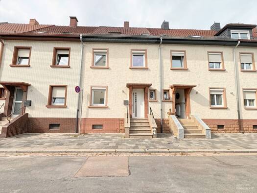 Reihenmittelhaus zum Kauf 370.000 € 6 Zimmer 117 m² 203 m² Grundstück frei ab 01.02.2027 Innenstadt Kaiserslautern 67659