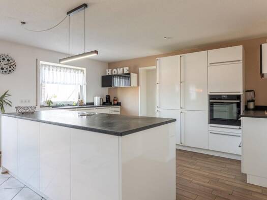 Wohnung zur Miete 1.600 € 5 Zimmer 142 m² Geschoss 1/2 frei ab 01.10.2026 Herdern Hohentengen am Hochrhein 79801