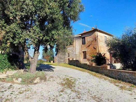 Bauernhaus zum Kauf 1.930 m² 2.300.000 m² Grundstück Siena