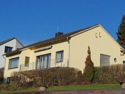 Einfamilienhaus zum Kauf 289.000 € 7 Zimmer 212 m² 2.645 m² Grundstück Hilkerode Duderstadt 37115