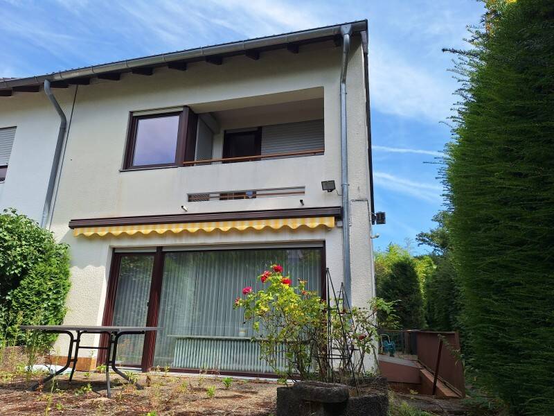 Reihenendhaus in Top-Waldrandlage