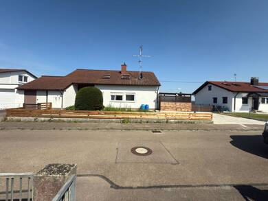 Wohnung zur Miete 750 € 3 Zimmer 55 m² Dachgeschoss frei ab sofort Beethovenstraße 7 Sontheim Sontheim an der Brenz 89567