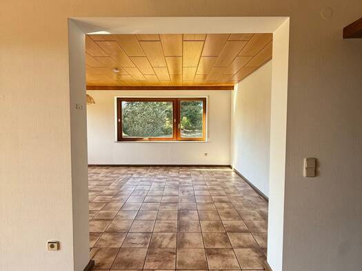 Wohnung zur Miete 1.200 € 5 Zimmer 153 m² Geschoss 1/3 frei ab sofort Aichelberg Bad Wildbad 75323