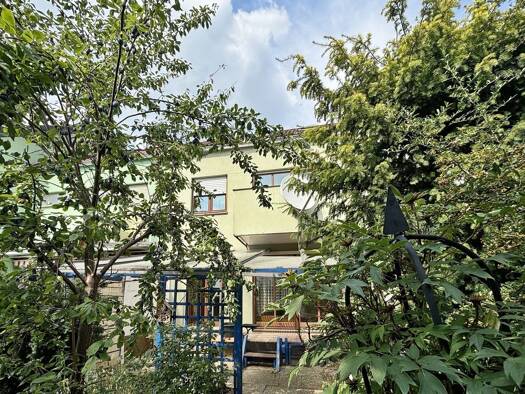 Reihenmittelhaus zum Kauf 359.000 € 5 Zimmer 116 m² 168 m² Grundstück frei ab sofort Altdorf Altdorf bei Nürnberg 90518