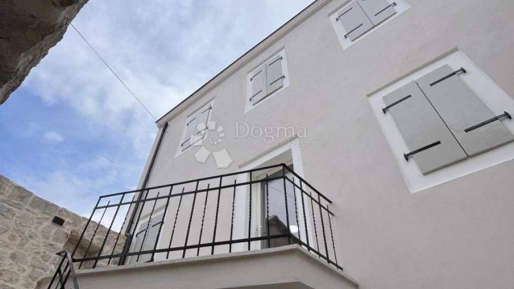 Haus zum Kauf 363.000 € 5 Zimmer 122 m² Tisno
