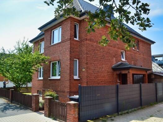 Mehrfamilienhaus zum Kauf 425.000 € 10 Zimmer 240,1 m² 380 m² Grundstück Neuenhäusen Celle 29221