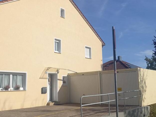 Doppelhaushälfte zum Kauf provisionsfrei 400.000 € 5 Zimmer 147 m² 279 m² Grundstück Bogen Bogen 94327