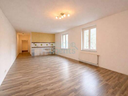 Mehrfamilienhaus zum Kauf 437.000 € 10 Zimmer 275,6 m² 270 m² Grundstück Hainburg an der Donau 2410