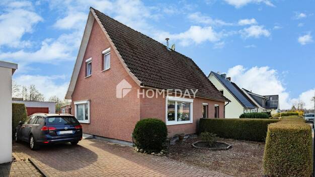 Doppelhaushälfte zum Kauf 149.000 € 3 Zimmer 79 m² 416 m² Grundstück Surheide Bremerhaven 27574