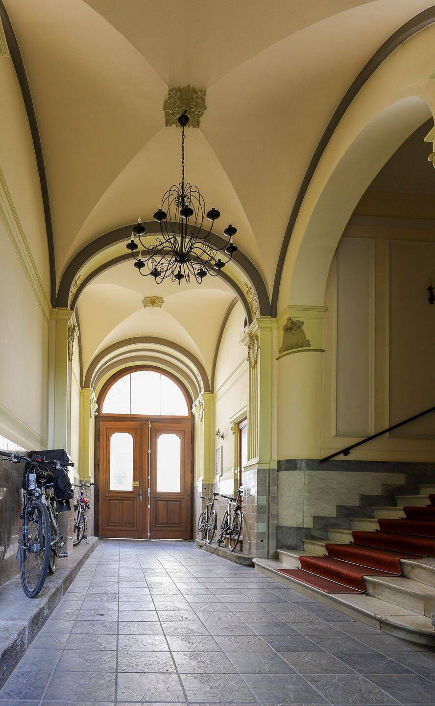 Property thumbnail 2