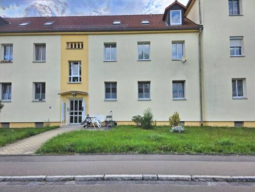 Wohnung zum Kauf 68.000 € 2 Zimmer 51,2 m² Böhlen Böhlen 04564