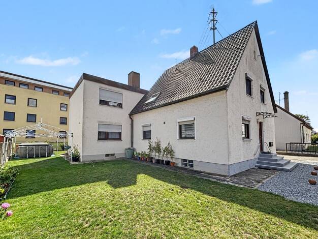 Mehrfamilienhaus zum Kauf 698.000 € 8 Zimmer 183 m² 548 m² Grundstück Königsbrunn 86343