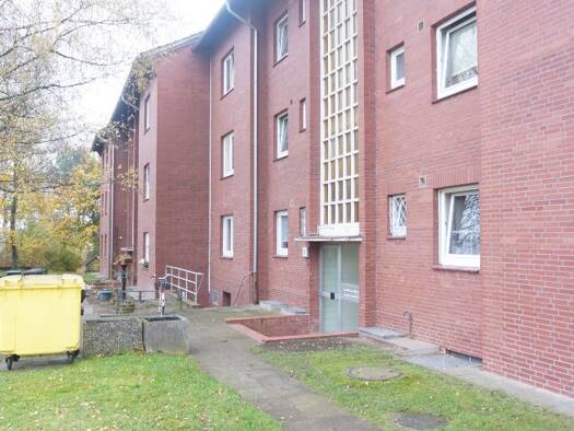 Wohnung zur Miete 940 € 5 Zimmer 96,7 m² 2. Geschoss frei ab 01.10.2026 Streuheidenweg 32 Stade Stade 21680