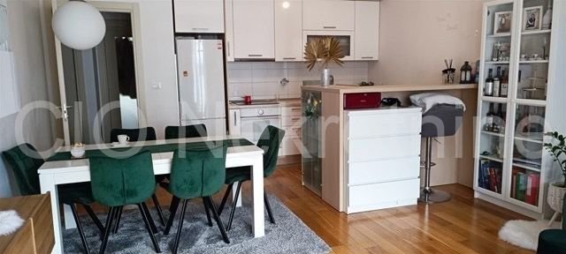 Wohnung zum Kauf 545.000 € 2 Zimmer 72 m²<br/>Wohnfläche 1.<br/>Geschoss Trstenik