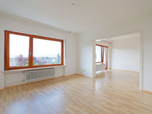 Wohnung zur Miete 750 € 4 Zimmer 108 m² Geschoss 2/3 frei ab 01.02.2026 Burgkunstadt 96224