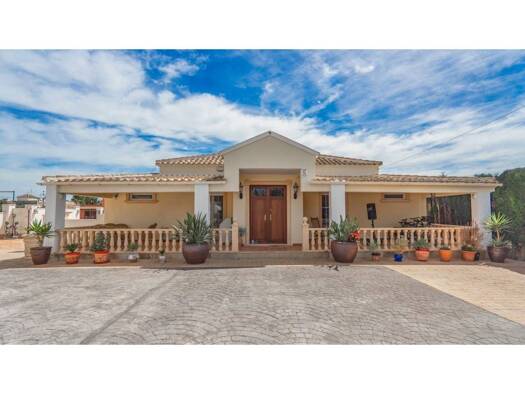 Chalet zum Kauf 595.000 € 6 Zimmer 299 m² 2.286 m² Grundstück Almoradí 03179