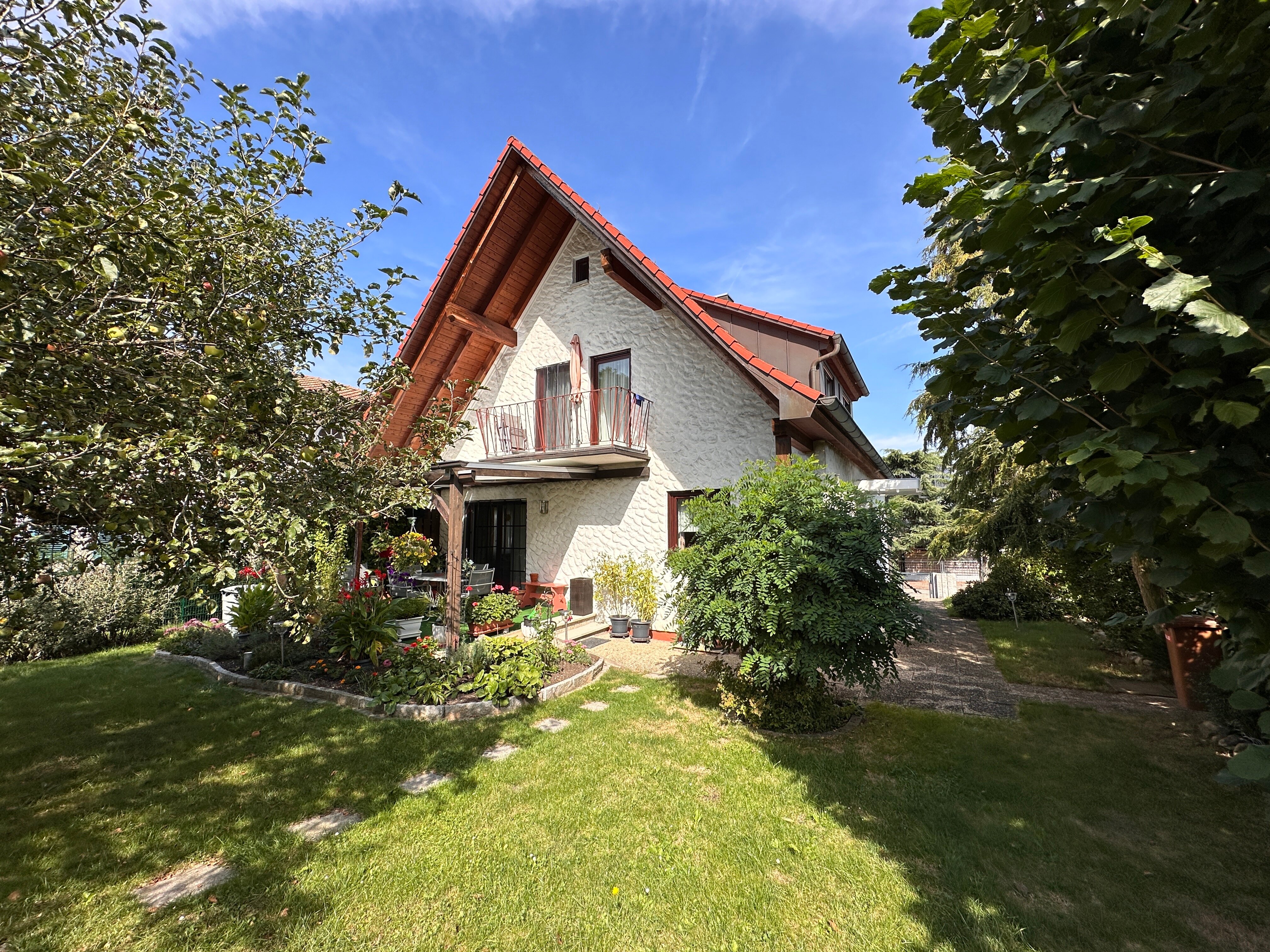 Einfamilienhaus zum Kauf 450.000 € 5 Zimmer 117 m²<br/>Wohnfläche 614 m²<br/>Grundstück Weißenburg Weißenburg i. Bay. 91781