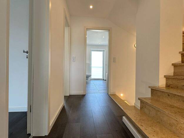 Reihenmittelhaus zum Kauf 475.000 € 6 Zimmer 174 m² 500 m² Grundstück Lauingen 89415