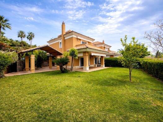 Haus zum Kauf 1.100.000 € 200 m² 445 m² Grundstück Santa Amalia 29130