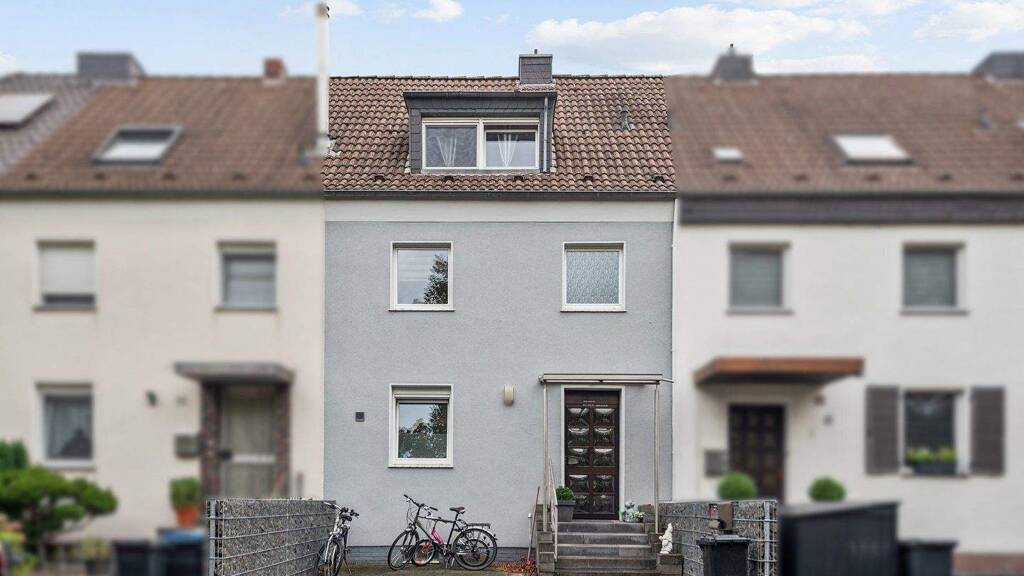 Reihenmittelhaus zum Kauf 549.000 € 4 Zimmer 113 m² 355 m² Grundstück frei ab 01.07.2026 Paracelsusplatz 8 Flittard Köln 51061