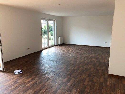 Terrassenwohnung zur Miete 772 € 3 Zimmer 96,4 m² frei ab sofort Blankenhainer Straße 144 Mellingen Mellingen 99441