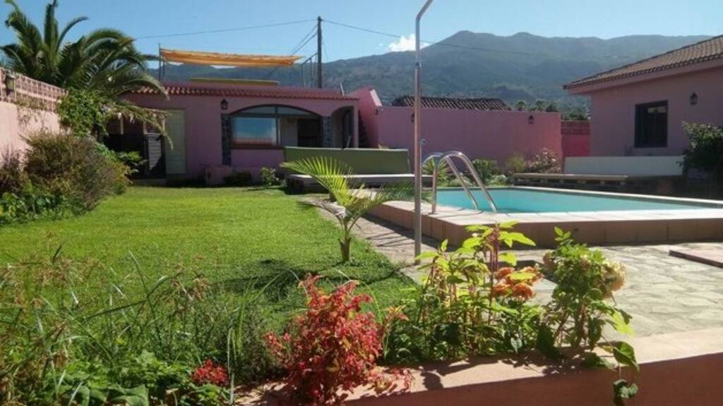 Haus zum Kauf 649.000 € 17 Zimmer 450 m² 1.440 m² Grundstück Todoque, Los Llanos de Aridane 38769