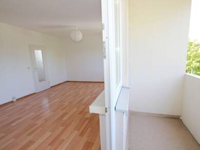Wohnung zur Miete 348 € 2 Zimmer 52,4 m² 3. Geschoss Carl-Fiedler-Straße 52 Suhl Suhl 98527